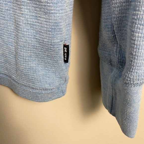 American Eagle Men's Pale Blue Long Sleeve Tight Waffle Knit LS T-Shirt Medium - Picture 4 of 13